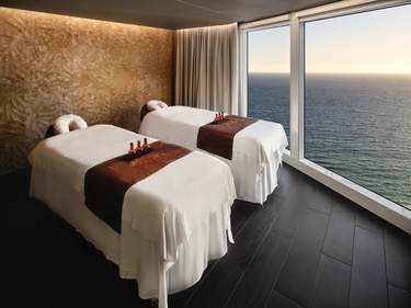 NCL Norwegian Prima Spa Massage Room ©Christian Santiago 0.jpeg